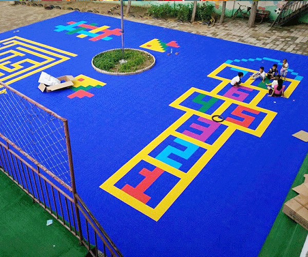 幼兒園露天場地拚接黄瓜网站APP观看大全
