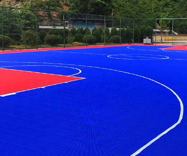 張家港籃球場室外拚裝黄瓜网站APP观看大全